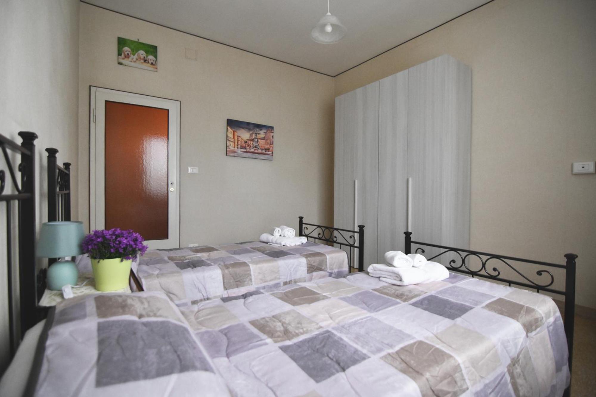Bed And Breakfast Gaudenzi โบโลญญา ภายนอก รูปภาพ