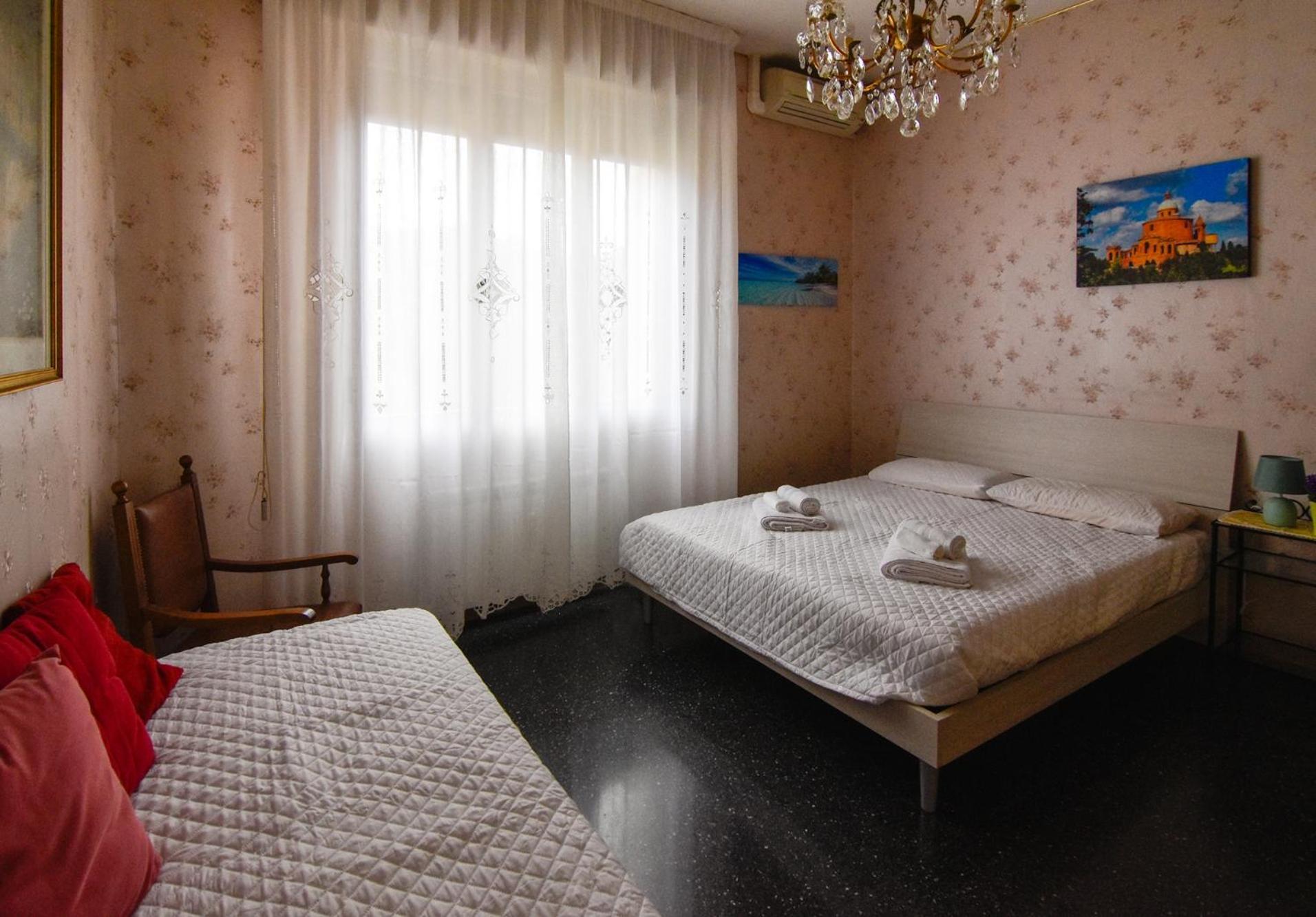 Bed And Breakfast Gaudenzi โบโลญญา ภายนอก รูปภาพ